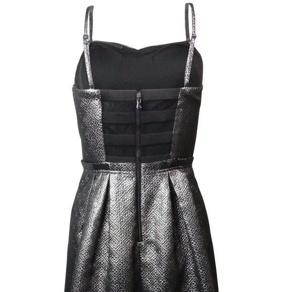 GUESS Dress - Picture 2 of 4